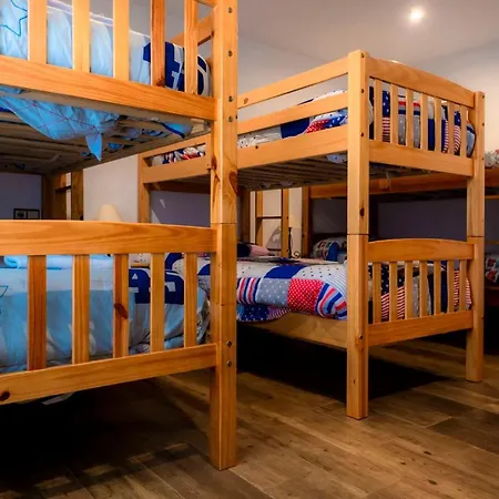 Lagar Del Chorro Junto Caminito Del Rey Piscina Y Baloncesto Apartment *
