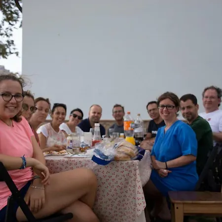 Lagar Del Chorro Junto Caminito Del Rey Piscina Y Baloncesto El Chorro