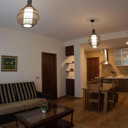 Lagar Del Chorro Junto Caminito Del Rey Piscina Y Baloncesto Apartment *